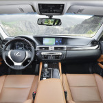 Lexus GS 300h interior