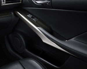 Lexus IS 300h detalle interior