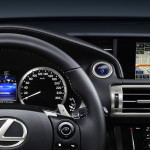 Lexus IS 300h interior volante