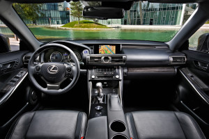 Lexus IS 300h volante