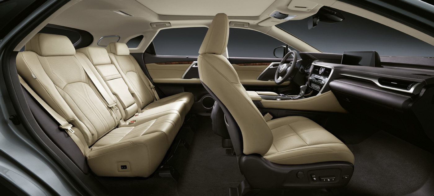Galería El Lexus RX 450h se coloca en la lista de los 10 automóviles con mejores interiores