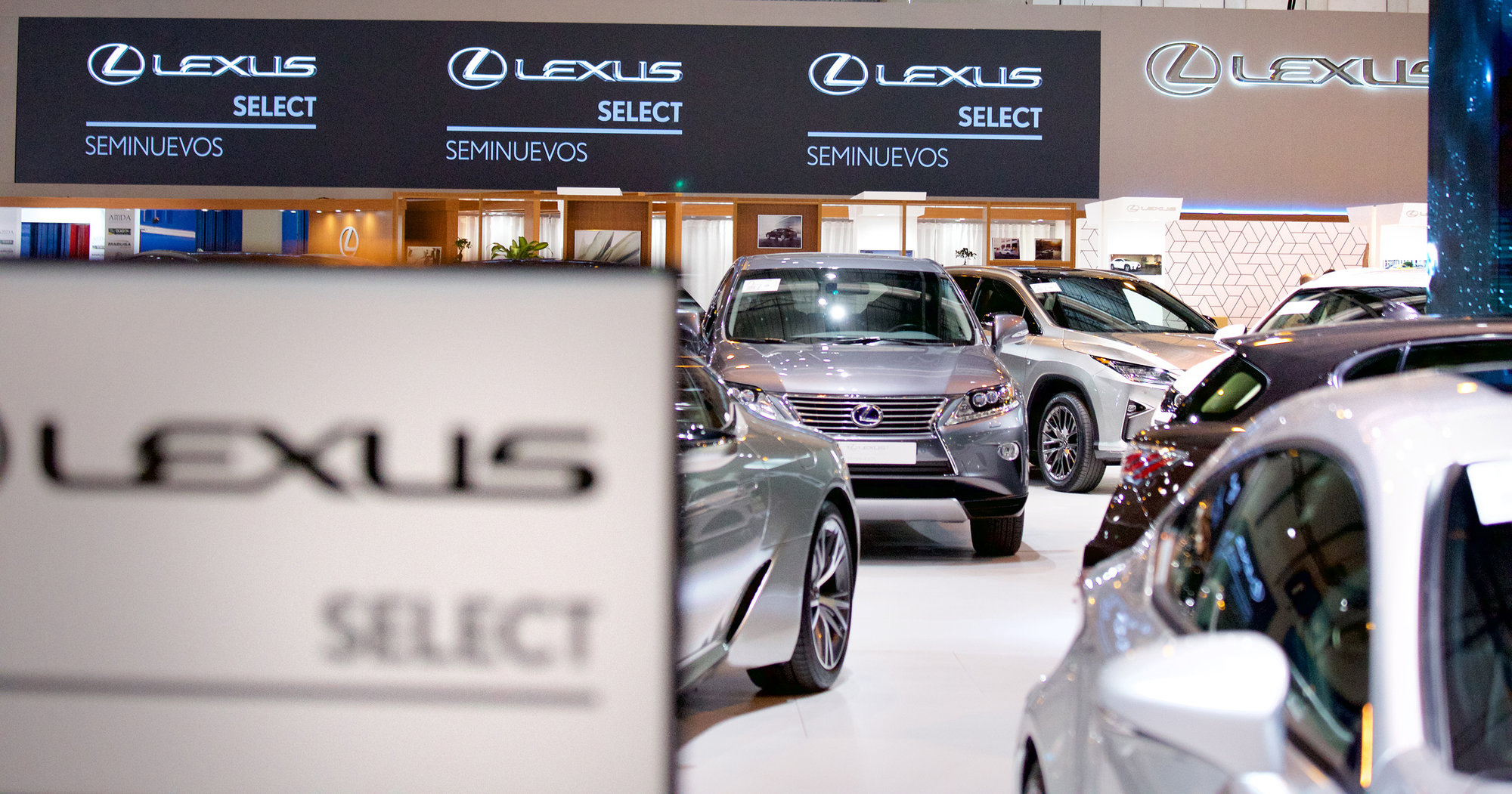 Lexus muestra su Gama Híbrida en el Salón del Vehículo de Ocasión de Madrid 2018