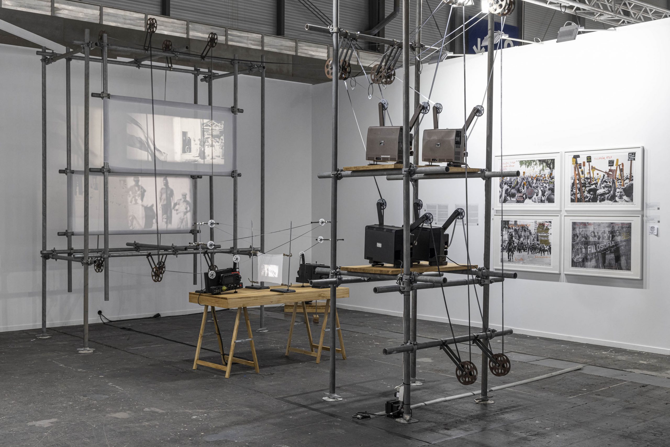 Galería: Lexus Entrega el Premio al Mejor Stand y Contenido Artístico a la Galería Rolf Art en ARCOmadrid 2022