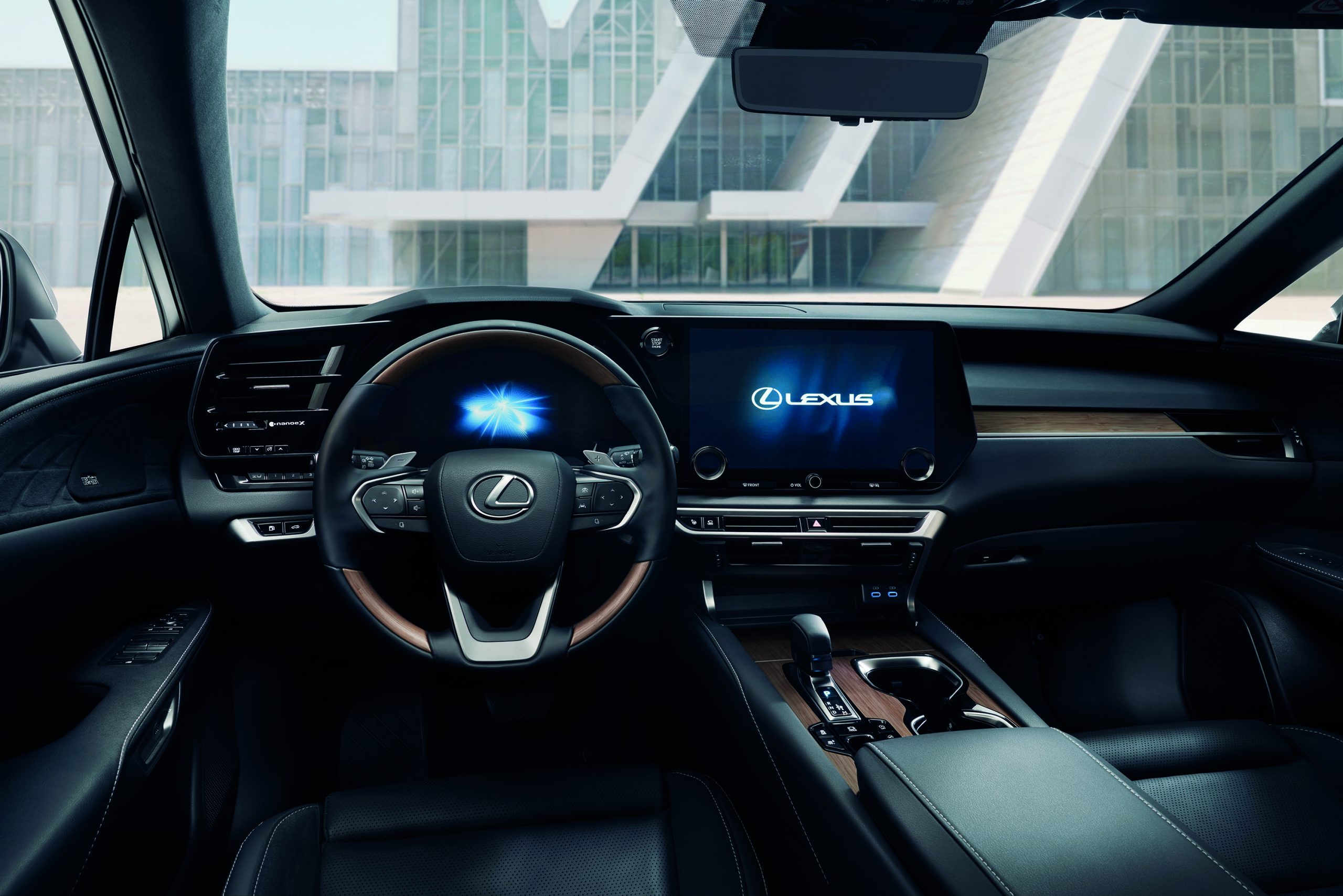 Galería de Vídeos: Lexus Purifica el Interior de sus Vehículos con la Tecnología nanoe™ X